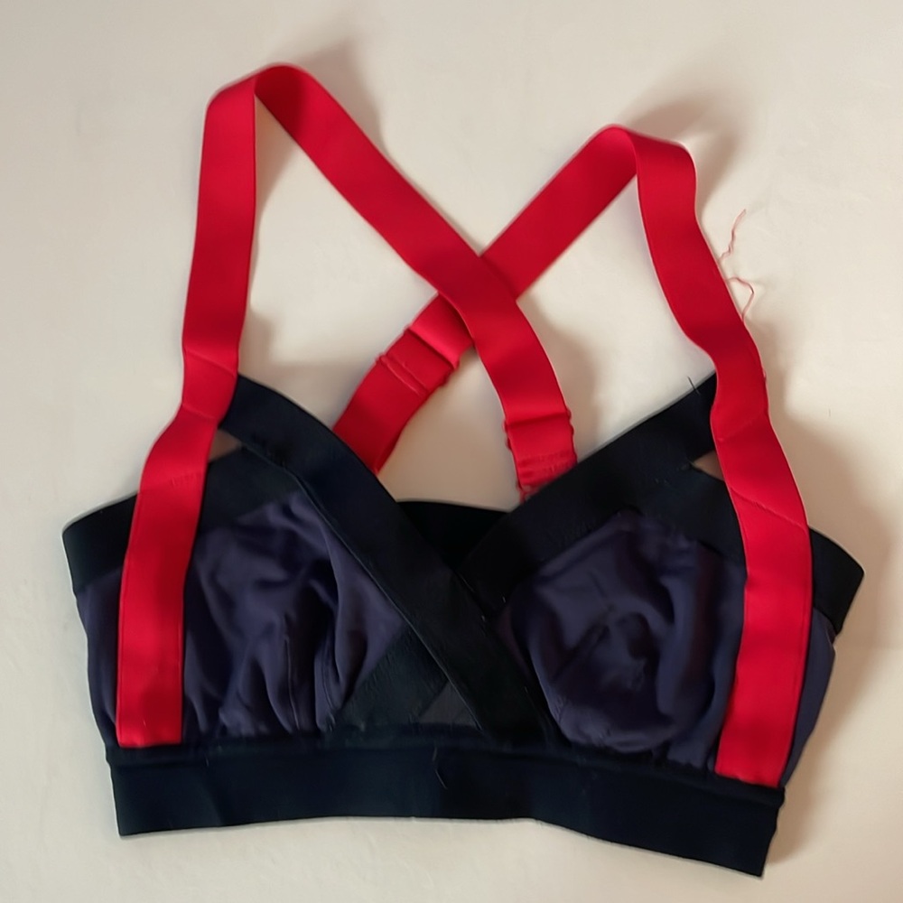 💚3/$15💚 COMMUNITY ARITZIA COTTON SPORTS BRA Navy Blue size small